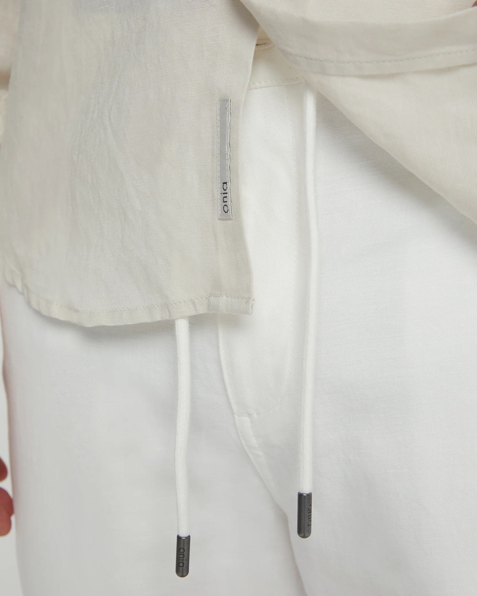 Air Linen Long Sleeve Shirt - Image 3