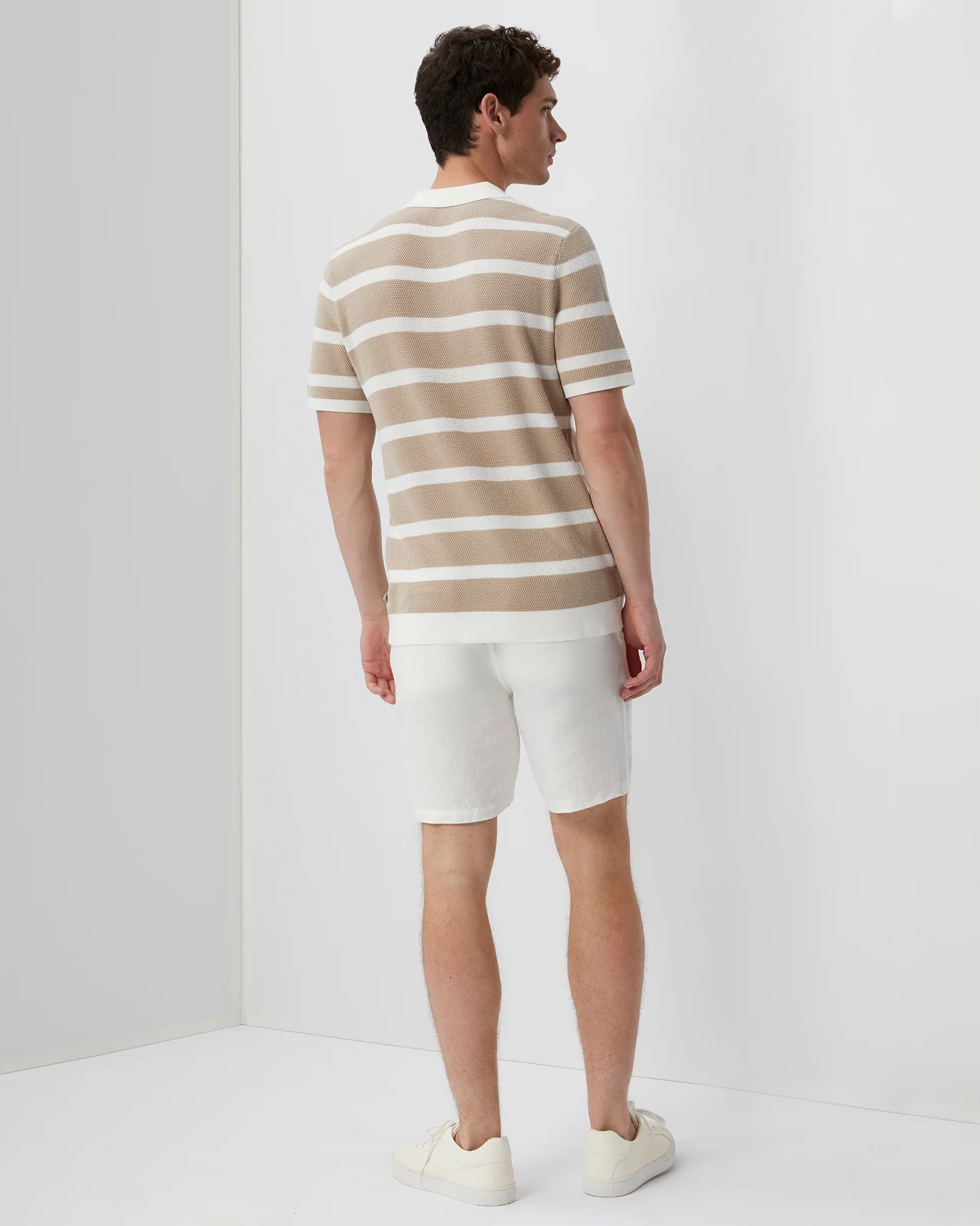 Linen Fixed-Waist Short - Image 5